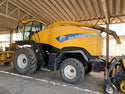 Ensiladora New Holland Modelo FR9060 con cabezal Kemper