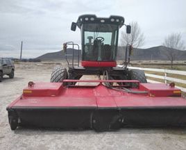 Cortadora Autopropulsada Massey Ferguson 9760 y cabezal de discos, 1276 horas uso.